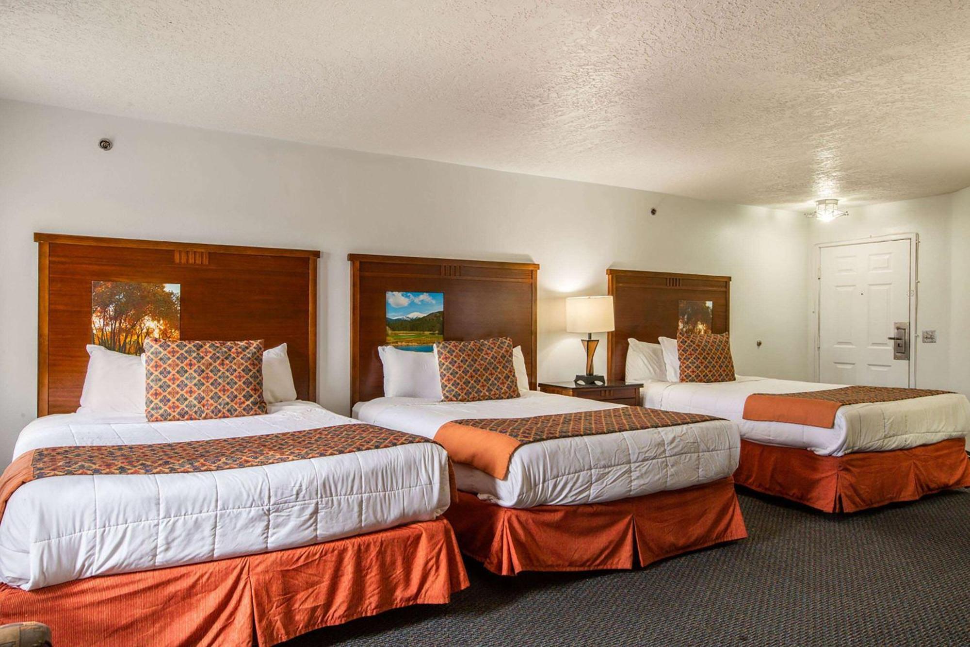Sandia Peak Inn Old Town Abq, A Howard Johnson By Wyndham Альбукерке Экстерьер фото